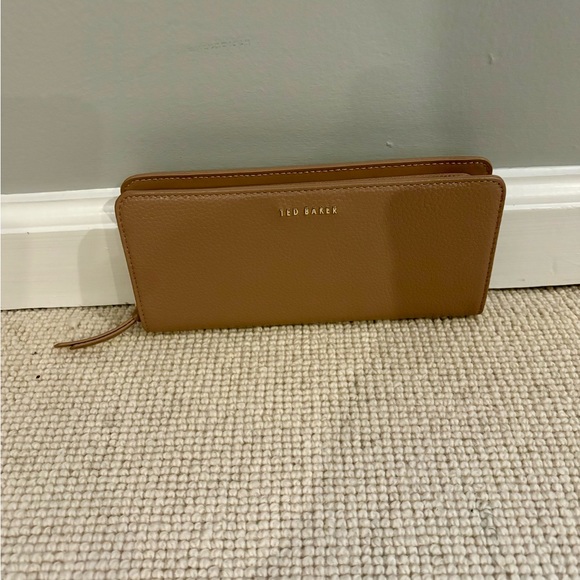 Ted Baker Wallet - Picture 3 of 5